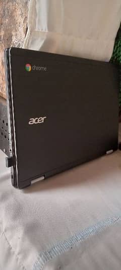 Acer l Laptop C720
32GB SSD  l 2GB RAM
window 10
11.6 inch HD Display-