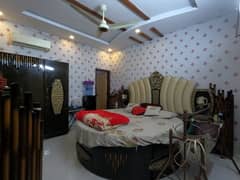 Spacious 200 Square Yards House Available For sale In Gulshan-e-Iqbal - Block 10-A