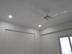 Flat Of 1350 Square Feet Available In Gulshan-e-Iqbal Town