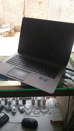 I'm selling my laptop HP