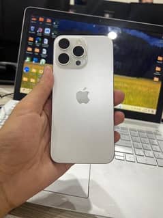 I Phone 15 pro max White Titanium l 512 GB