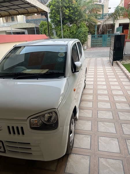 Suzuki Alto 2023 VXL AGS 0