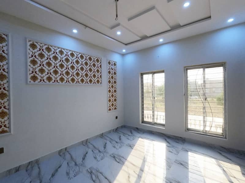 10 Marla House available for rent in DHA Phase 6, Lahore 4
