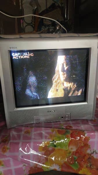 Sony Wega TV Good Condition 0