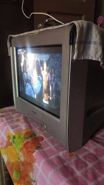 Sony Wega TV Good Condition 1