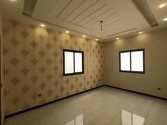 Prime Location 400 Square Yards House In Beautiful Location Of Federal B Area - Block 13 In Karachi