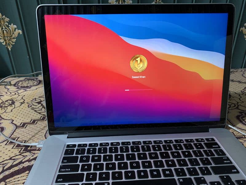 Macbook Pro Core I7 Mid 2014 | 16 GB Ram 256 GB SSD | 15 Inch Display 3