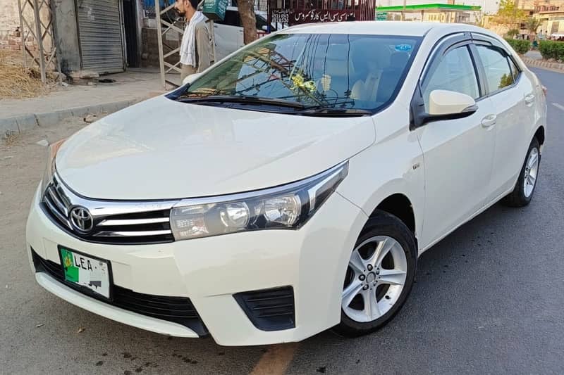 Toyota Corolla GLI 2015 0