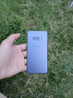 Samsung S10e