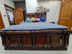 Designer Bed Set of Taali wood (Sheesham)