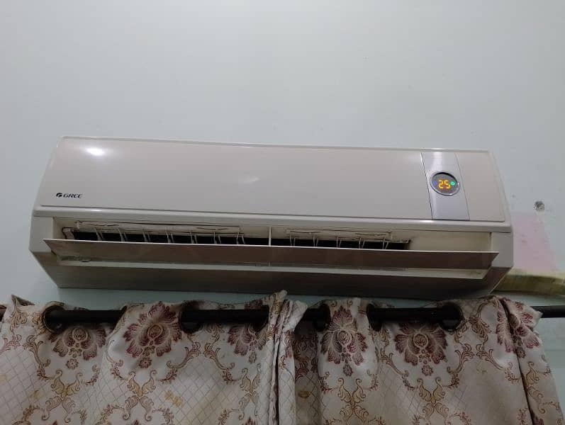 2 ac Hain gree eco g10 heat and cool model like new condition 3