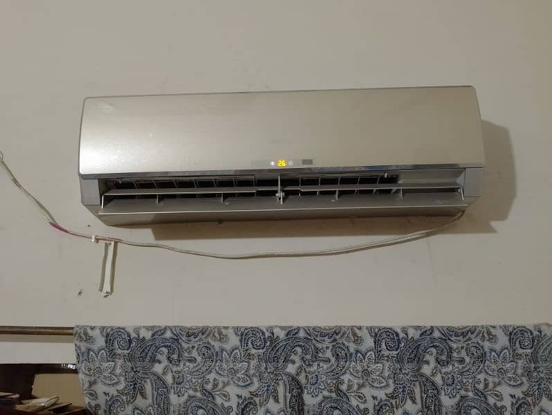 2 ac Hain gree eco g10 heat and cool model like new condition 13