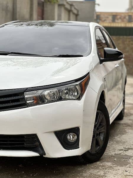 Toyota Altis Grande 2014 4