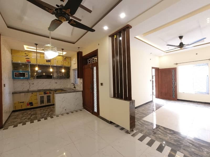 5 Marla Spanish House Available For Sale In Defence Road Near Askair 14. 19