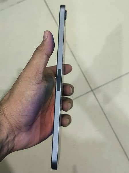 Ipad mini 6 just like new 10/10 condition 1