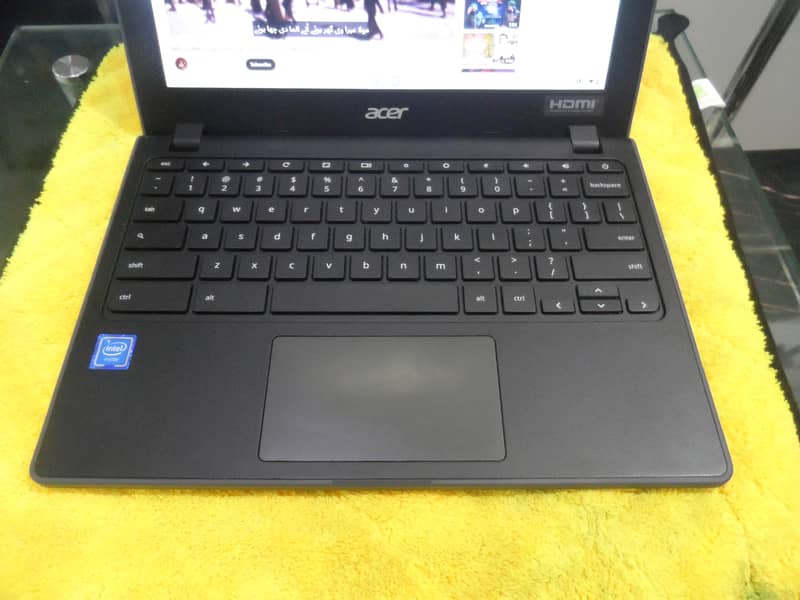 Acer C771 Chromebook 4GB RAM 32GB Storage Built in Playstore ! 0