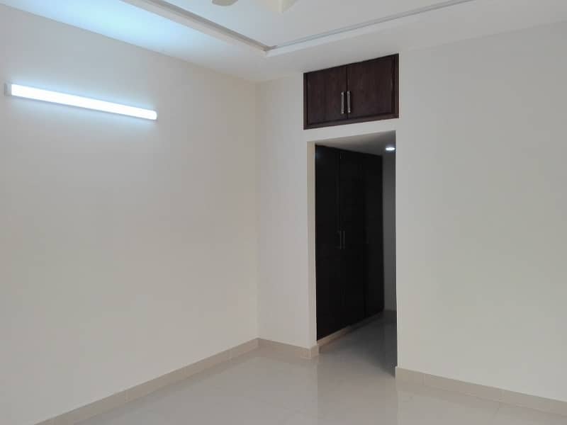10 Marla House For rent In Gulraiz Housing Society Phase 2 2
