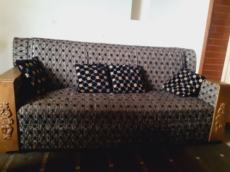 7  seater sofa for sale 3