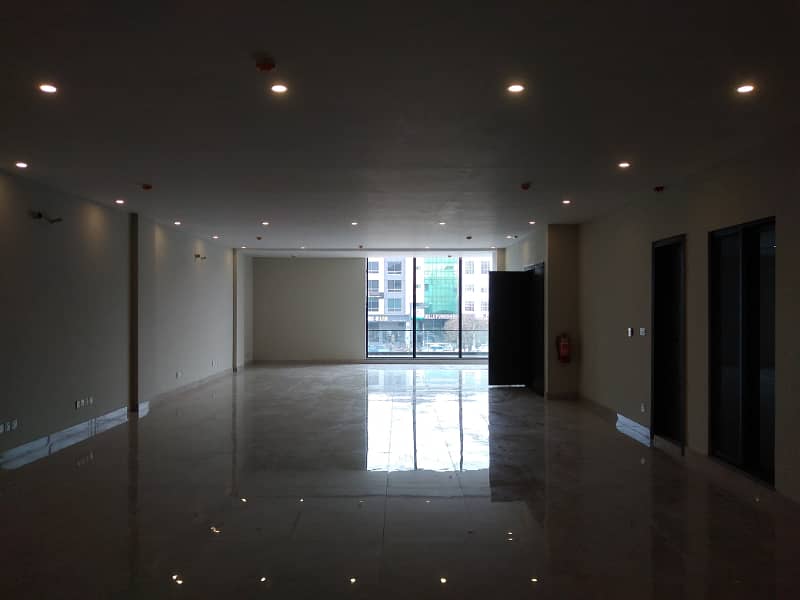 8 Marla Commercial 2nd Floor is Available for Rent Phase 6, DHA Lahore 0
