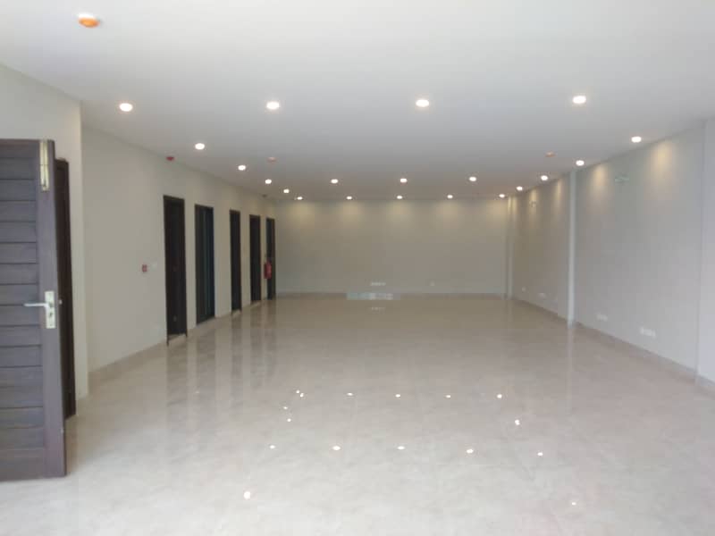 8 Marla Commercial 2nd Floor is Available for Rent Phase 6, DHA Lahore 11