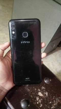 Infinix Hot 8