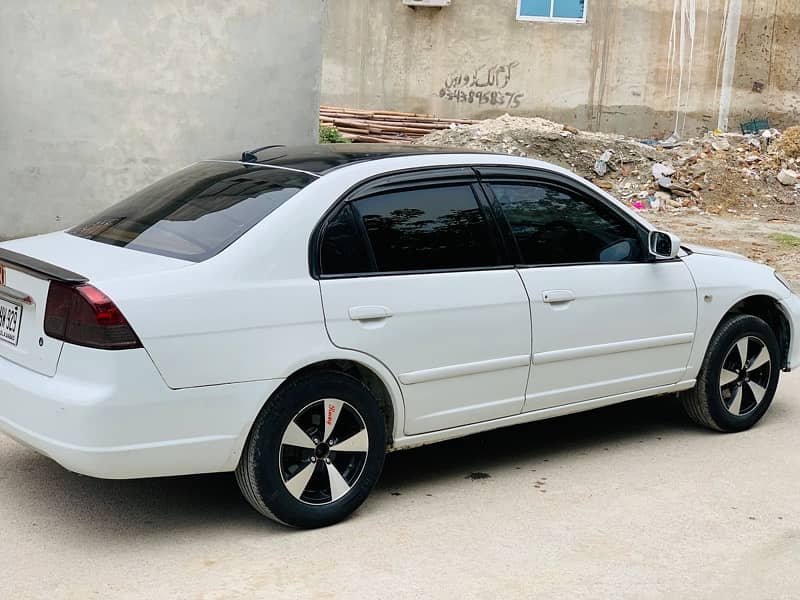 Honda Civic EXi 2005 1