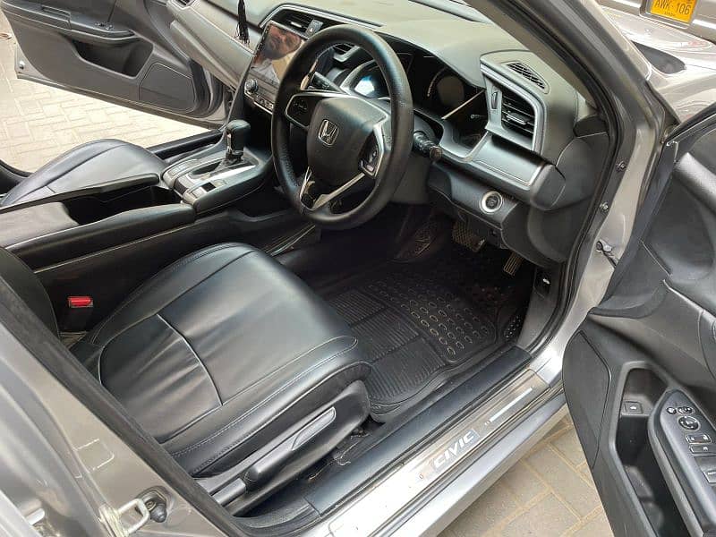 Honda Civic VTi Oriel Prosmatec 2017 in immaculate condition 100% 10