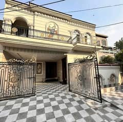 Gorgeous 12 Marla House For sale Available In Johar Town Phase 1 - Block B2