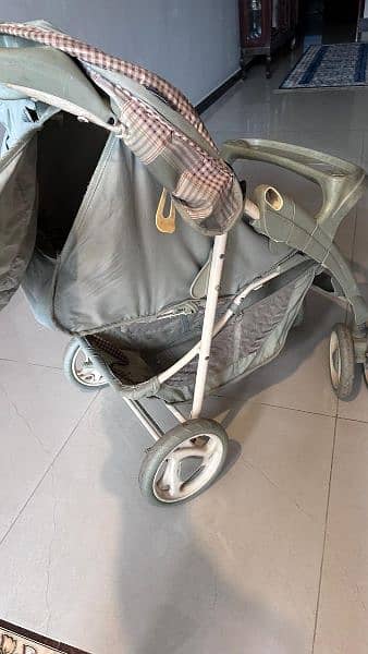 Graco kids pram 2