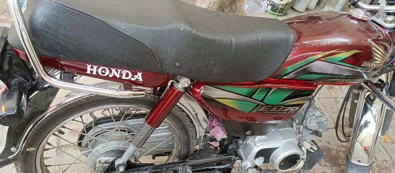 Honda CD 70 model 2022 6