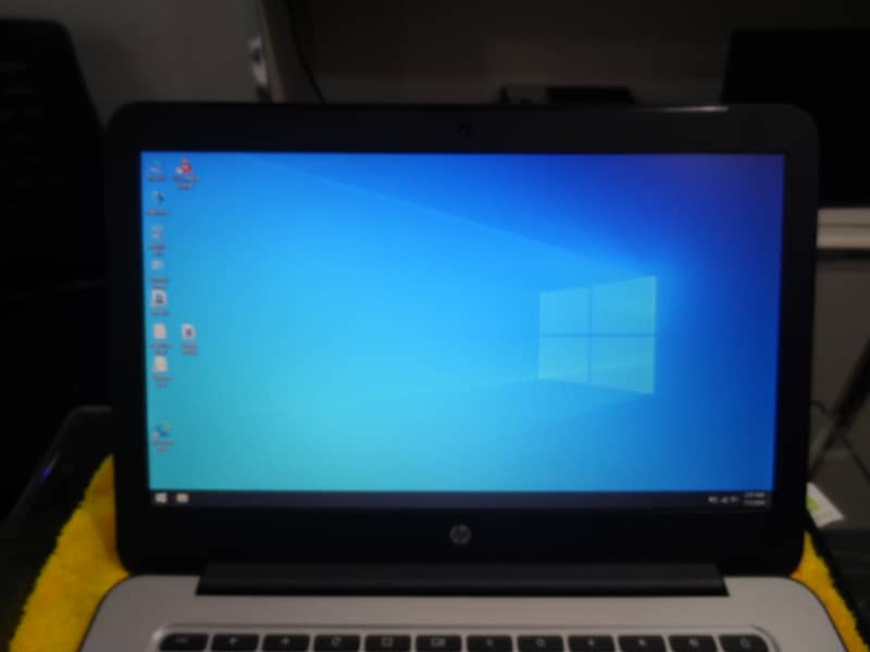 HP 14G4 Windows Chromebook 4GB RAM 80GB Storage ! 2
