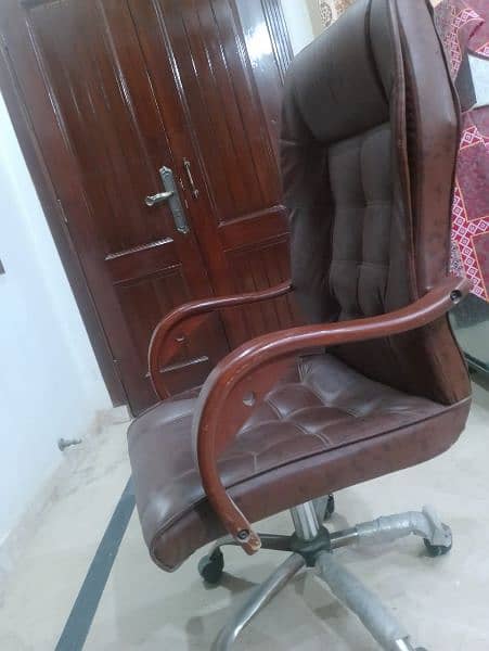 Executive boss chair 5