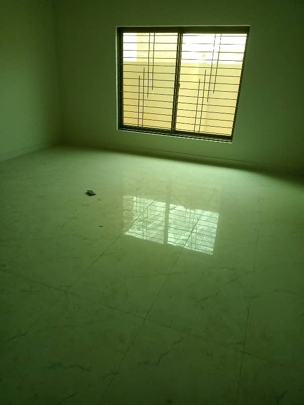 1 Kanal Beautiful Upper Portion For Rent 4