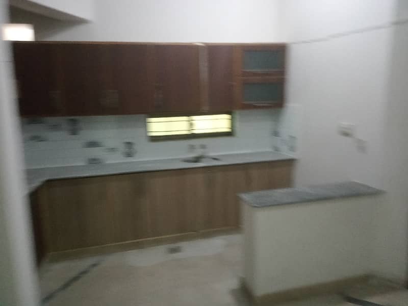 10 marla beautiful lower portion for rent in Punjab society ph2 5