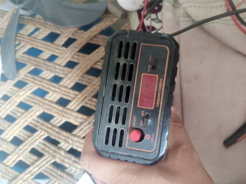 Solar controller 30 amp battery charger for sale 1