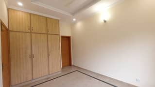 Ideal Flat In Islamabad Available For Rs. 40000