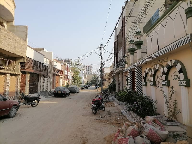 Good 400 Square Yards Residential Plot For sale In New Lyari Cooperative Housing Society 15