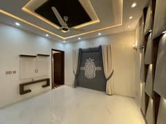 10 MARLA HOUSE AVAILEBAL FOR RENT IN BAHRIA TOWN LAHORE