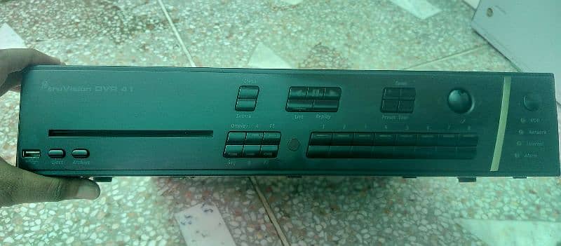 dvr camra  use condition no any foult 1
