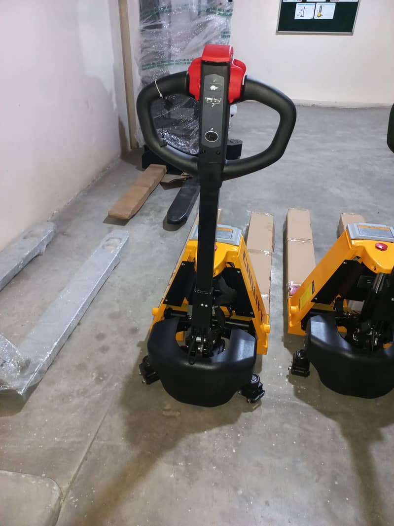 forklifter,manual,stacker,pallet,lifter,drum trolley,drum tilter 4