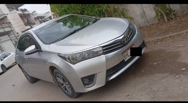 Toyota Corolla GLI 2016 karachi 0
