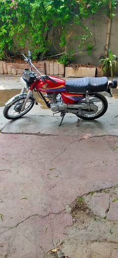 Honda 125 for sale all okay just buy or ride