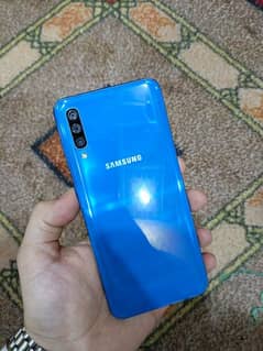 Samsung A50 4+128