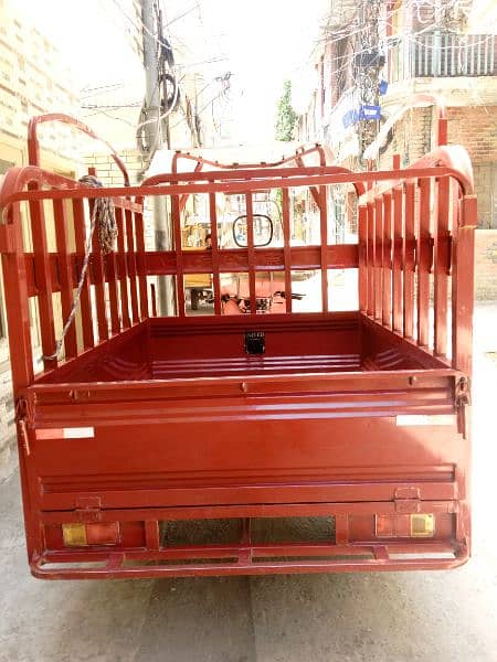 united Loader Rickshaw 100cc 3