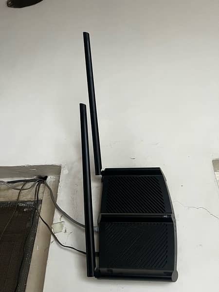 TP Link wifi router TL-WR841HP 0