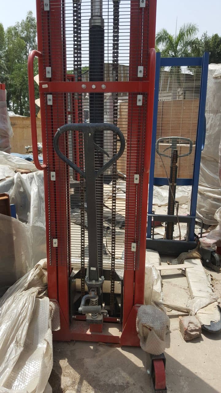 manual forklifter, stacker, battery lifter, pallet trolley lifter 0