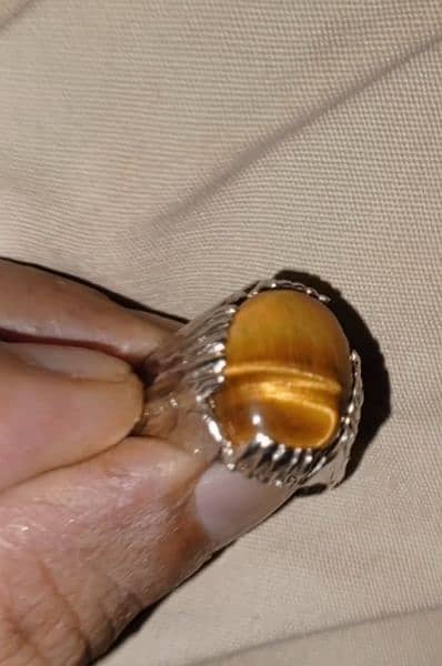 tiger eye stone 2