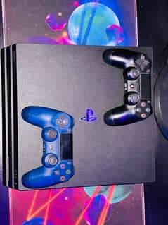 ps4 pro(4k) 1tb with two original controllers