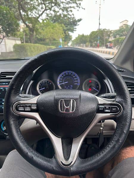 Honda City Aspire 1.5  2015 model manual 8