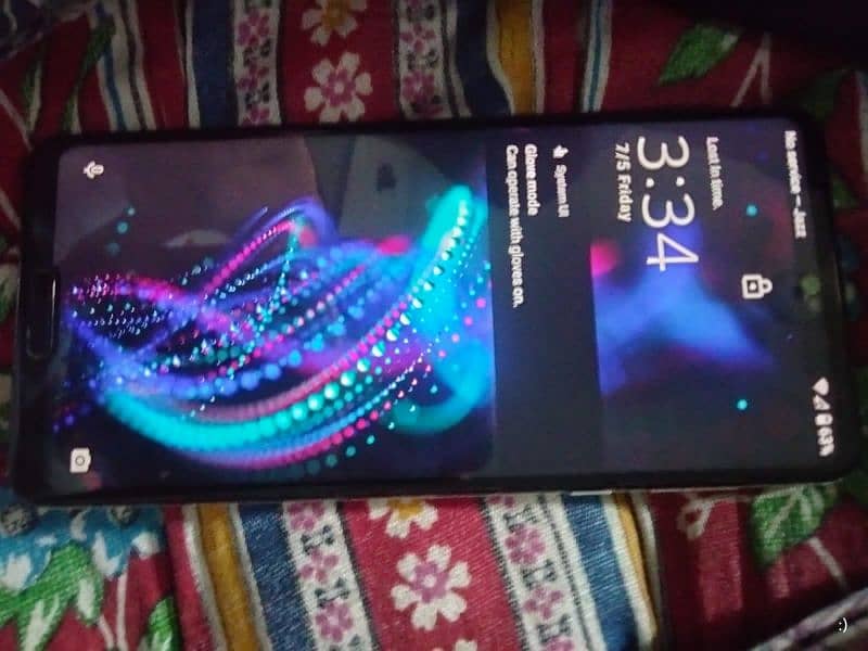 Gaming Mobile Aquos R5g For Sale | No issues 1